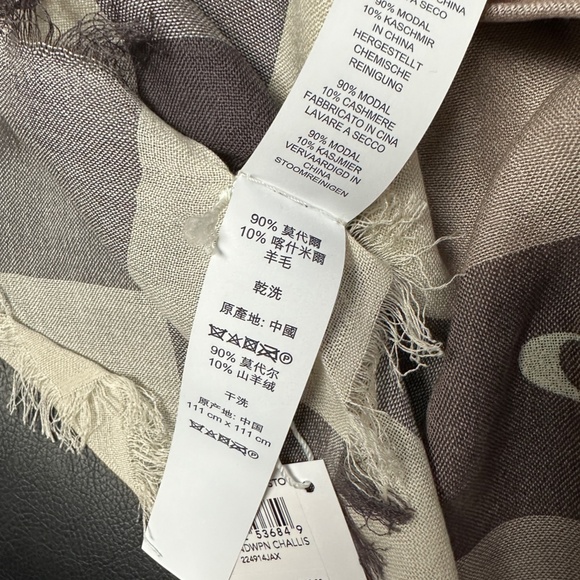 NWT! Coach Women's Lightweight Windowpane Challis Scarf in Stone F54253 - Picture 5 of 6